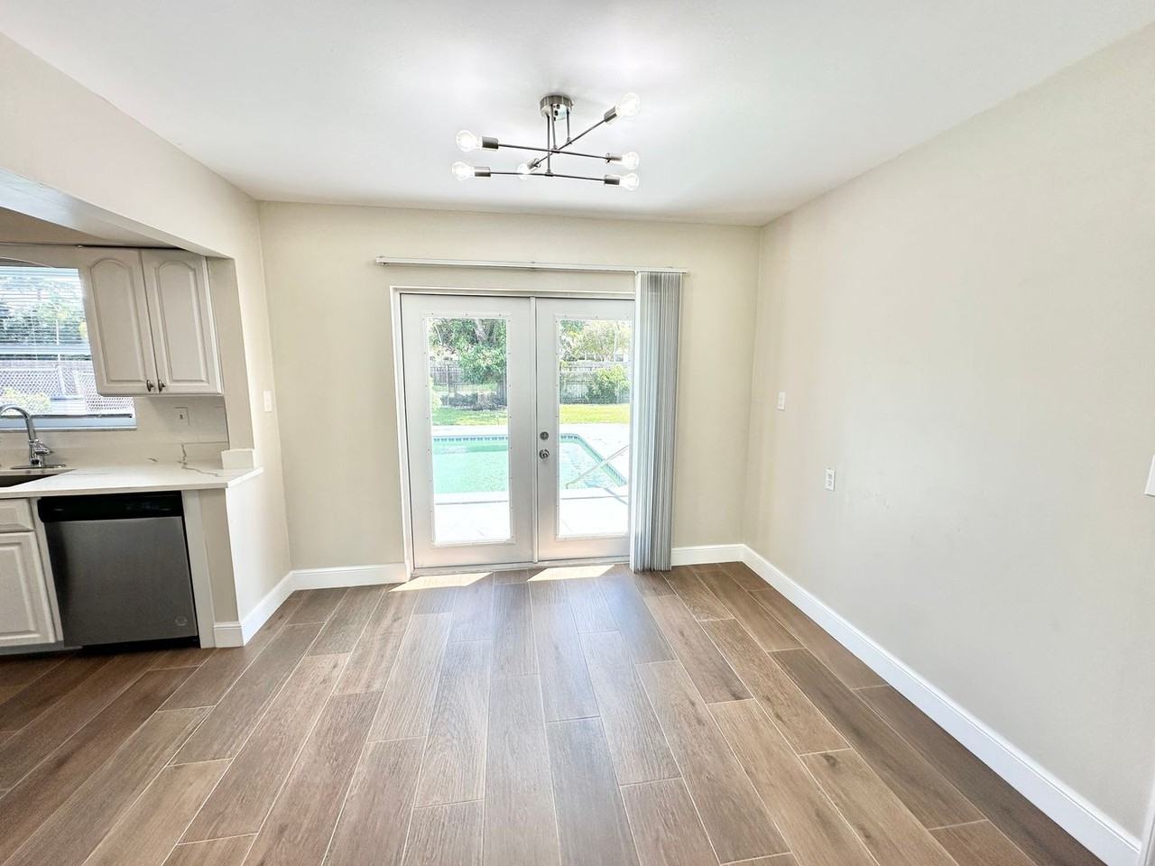 4288 Morningside Cir - Photo 7 of 18