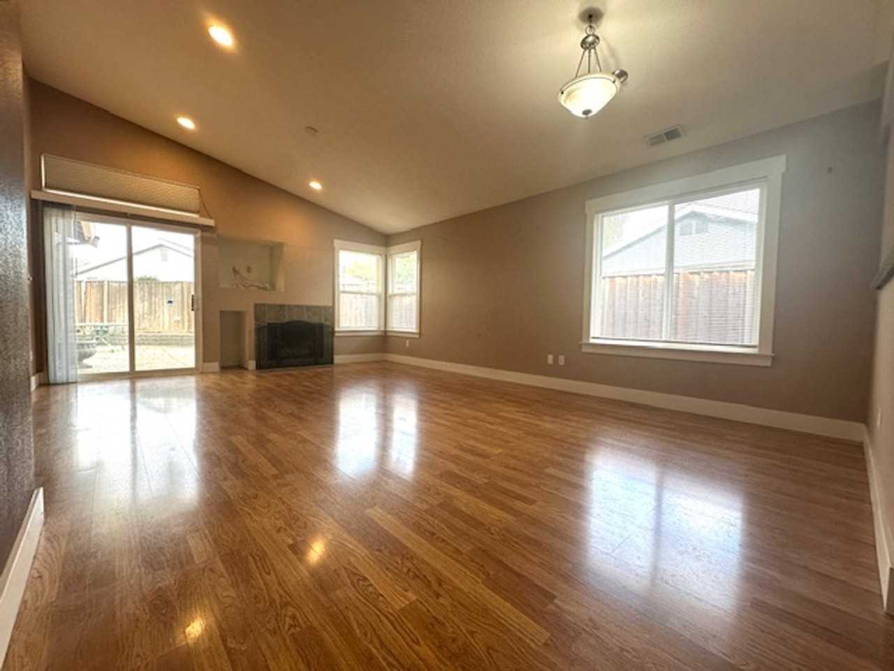 3055 Browning Ct - Photo 3 of 26