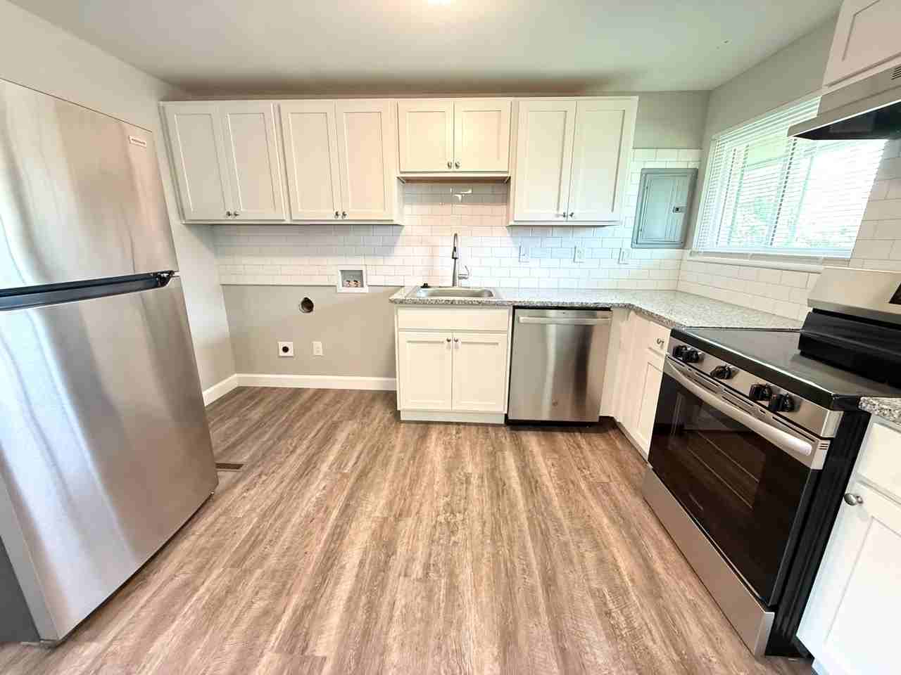 4426 Lesher Dr - Photo 5 of 18
