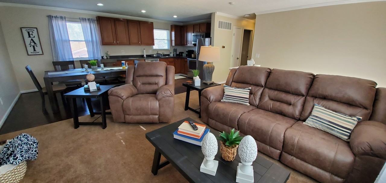 6681 Cincinnati Dayton Rd - Photo 2 of 20