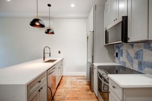 2835 W DIAMOND ST - Photo 1 of 1