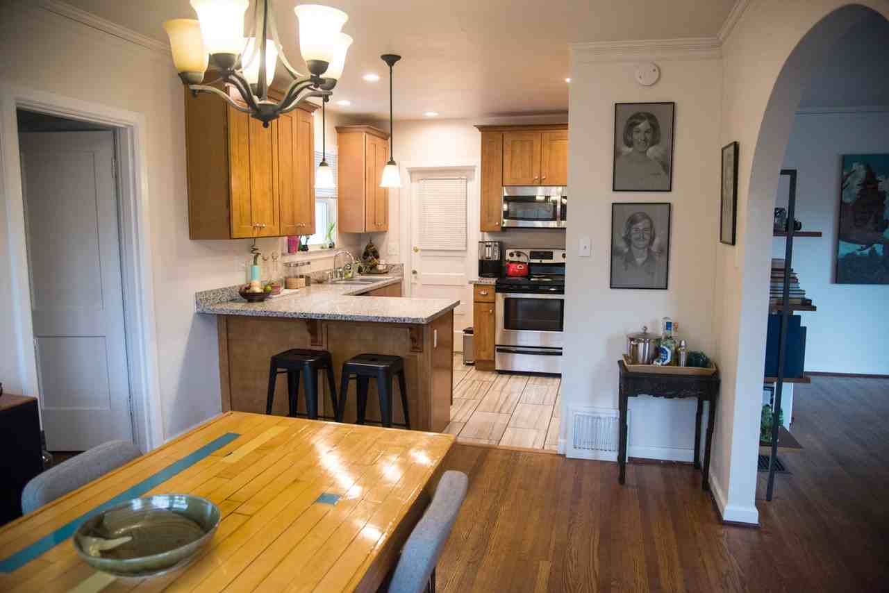 Halsey Villa Apartments - Photo 3 of 19