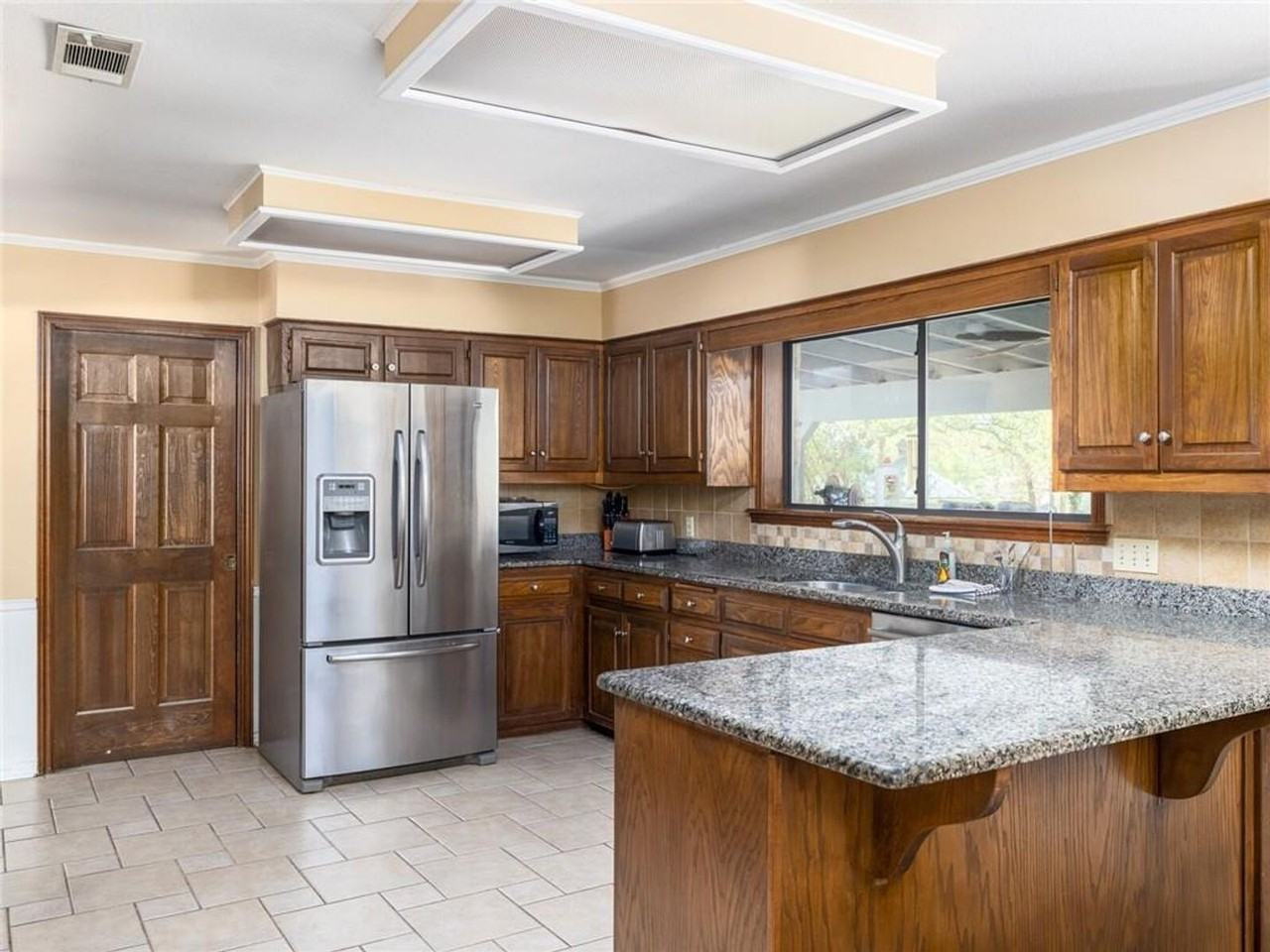 1903 Yokley Rd - Photo 5 of 40