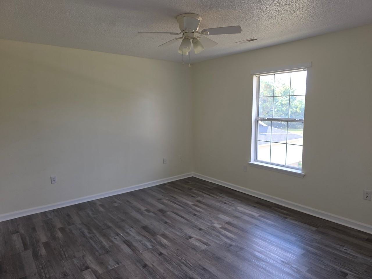 114 Tonyoto Court - Photo 4 of 7