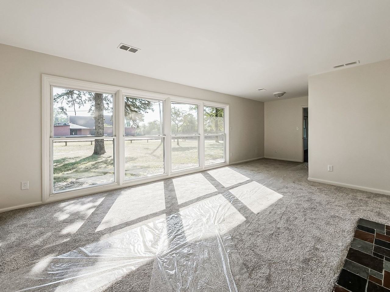 20862 Kenwood Street - Photo 5 of 34