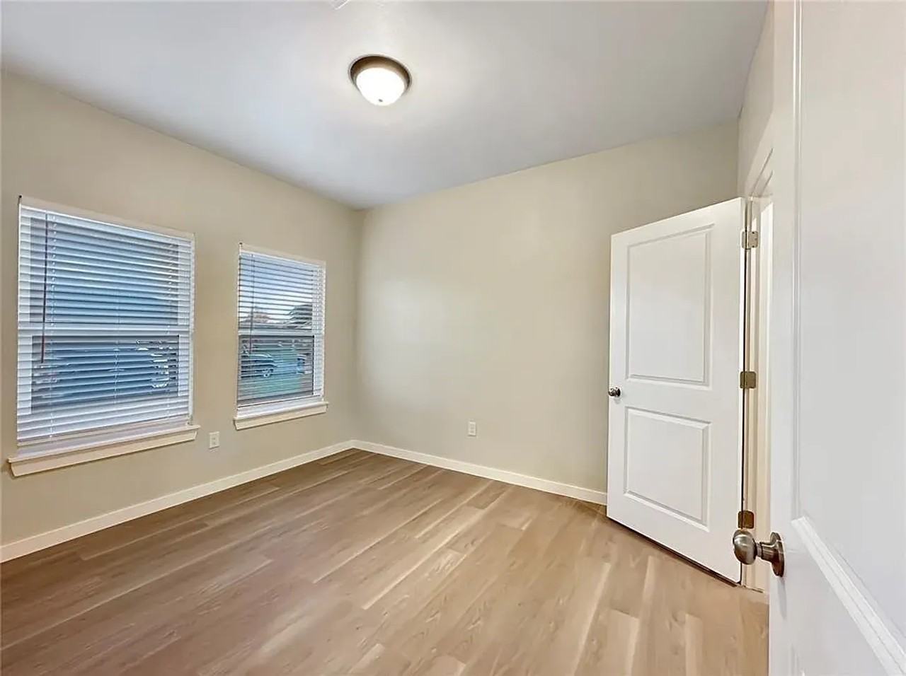 2008 Willow Pl - Photo 3 of 10