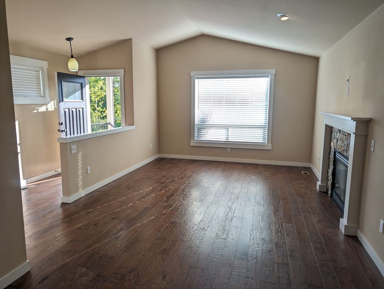 21408 40th Ct W - Photo 3 of 16