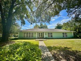 3927 Nw 42nd Ct - Photo 1 of 1