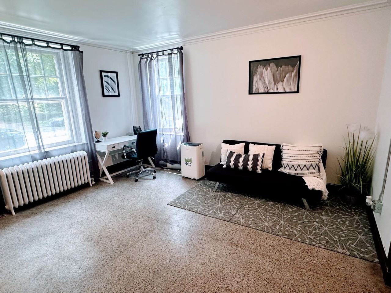 The Concord Apartments - Photo 4 of 50