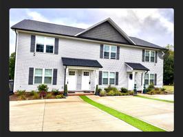 featured image of 604 W 8th St