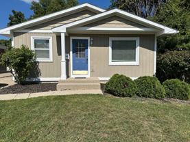 1121 Crescent St Ne - Photo 1 of 1