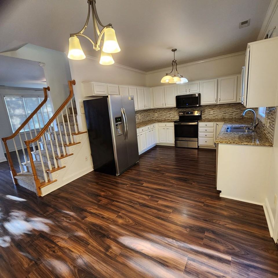 4916 Morning Edge Drive - Photo 5 of 44