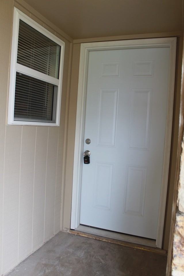 620 Lloyd Ave - Photo 3 of 15