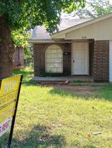 4028 S Locust Dr - Photo 1 of 1