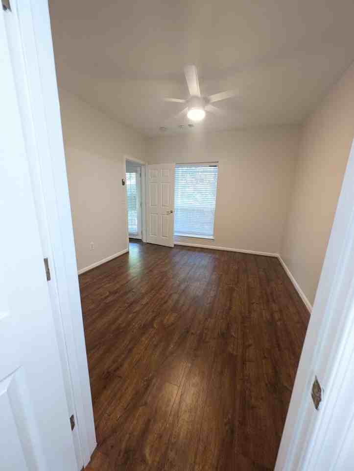 4560 Strutfield Ln #1414 - Photo 6 of 32