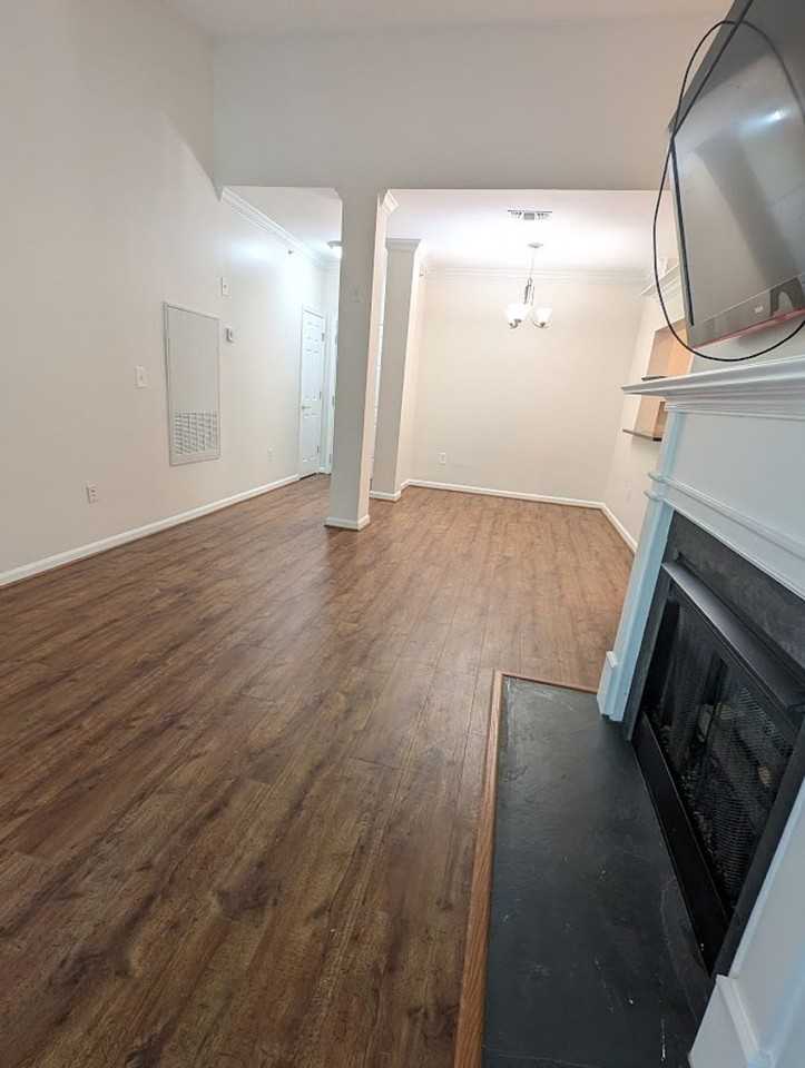 4560 Strutfield Ln #1414 - Photo 7 of 32