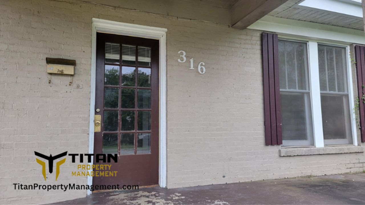 316 W Conway St - Photo 3 of 20