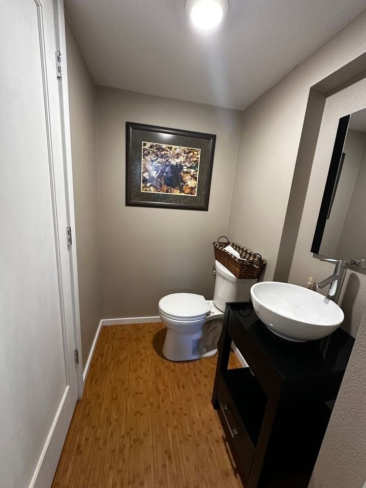 1514 Se Claybourne St - Photo 2 of 36