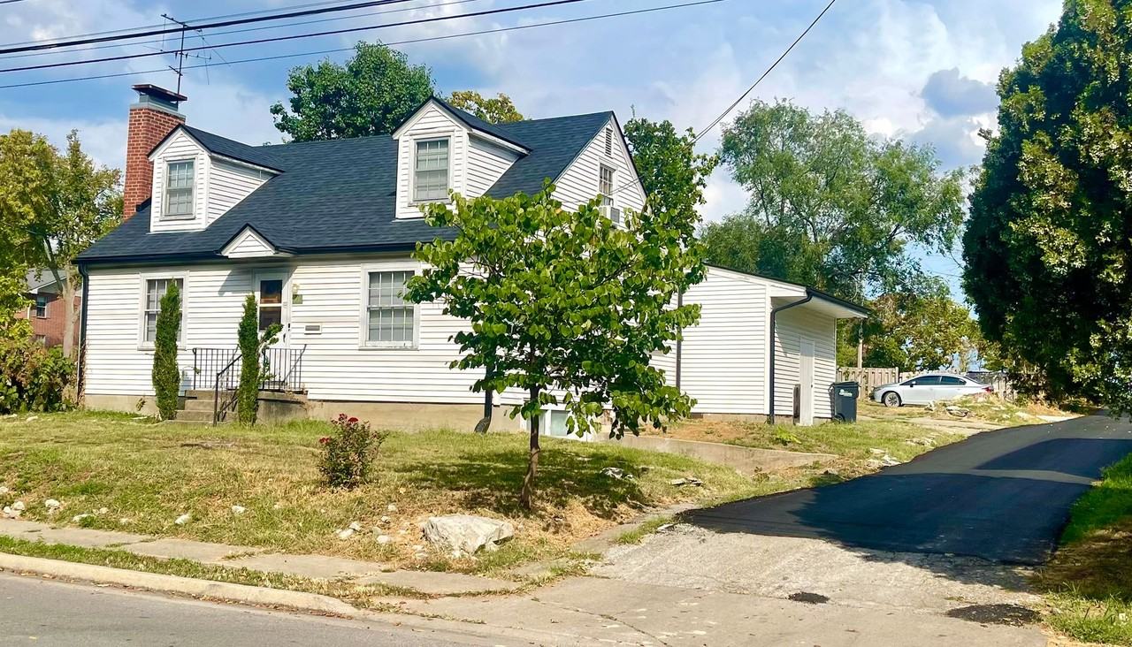 600 N William St - Photo 3 of 50