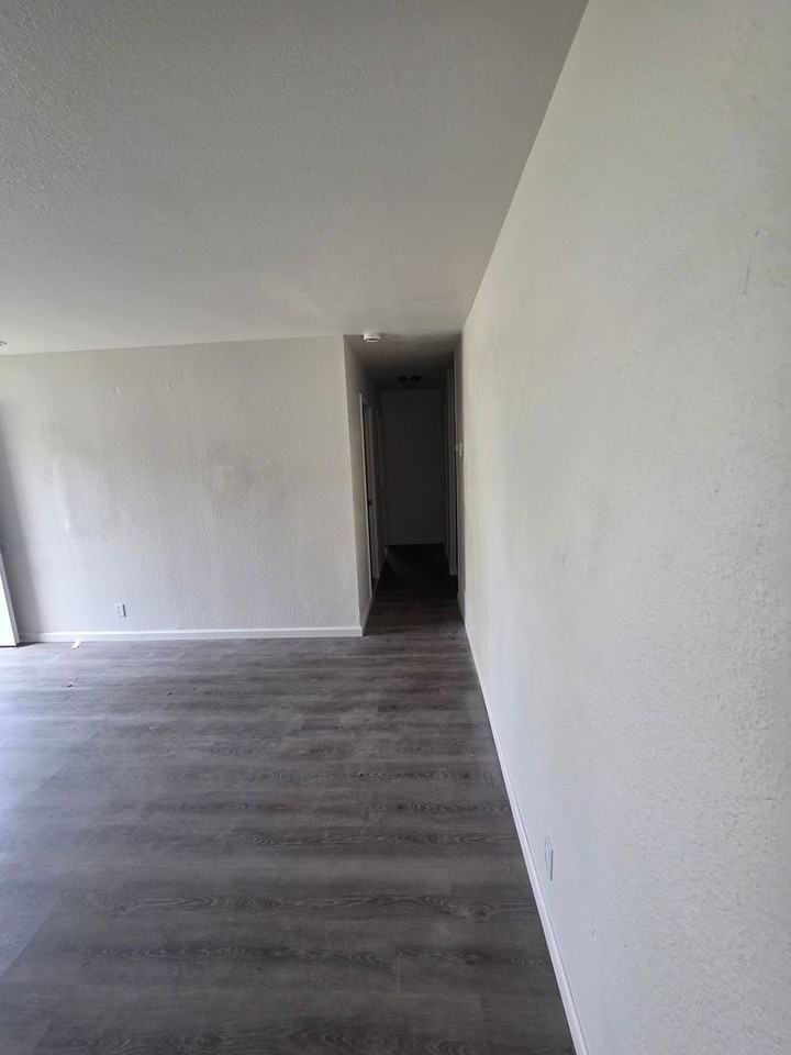 716 St Martin Drive - Photo 4 of 9