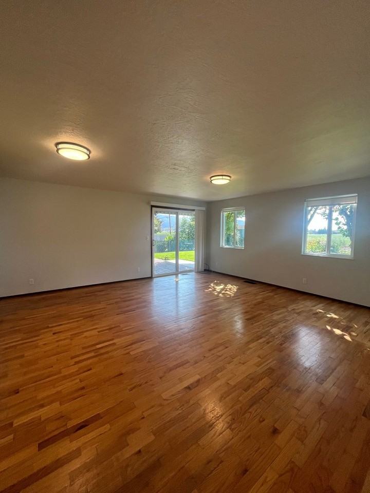 33626 Paiute Lane - Photo 2 of 34