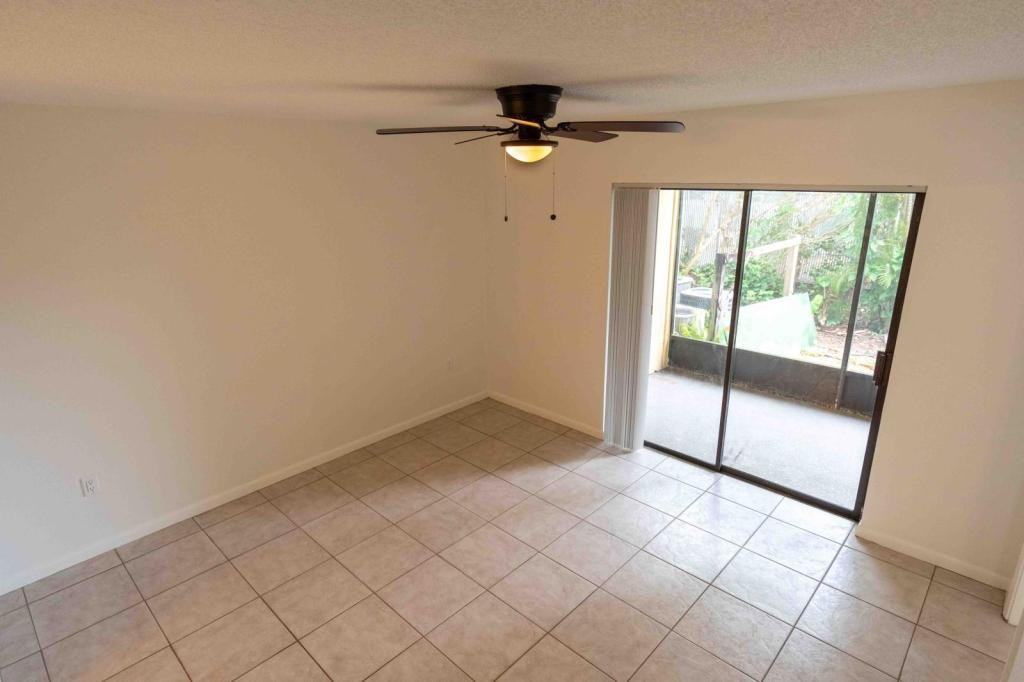 315 Buchanan Ave ##102 - Photo 5 of 17