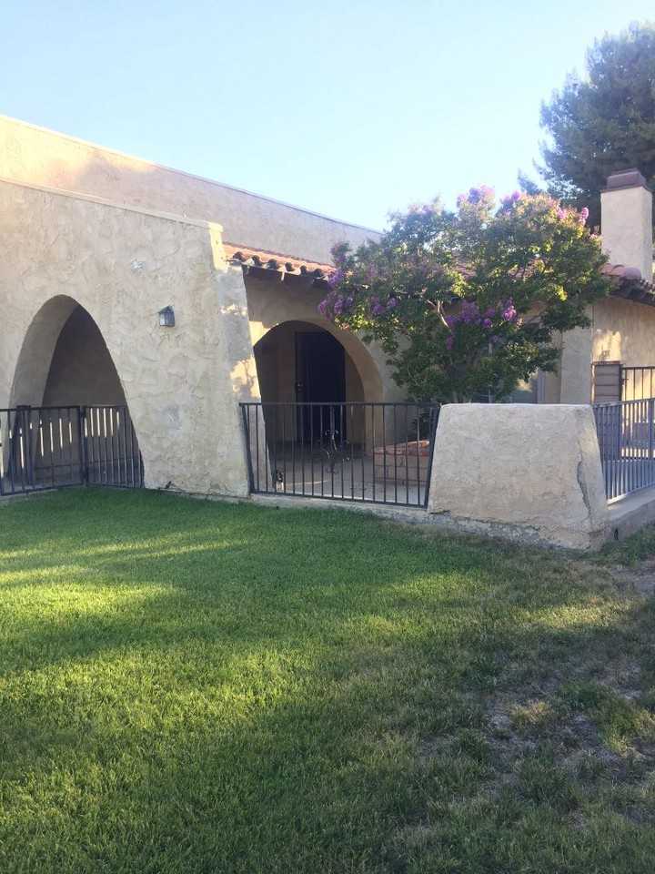 43015 Bloomingpark St - Photo 3 of 3