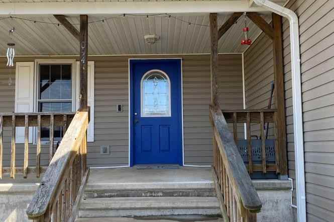 1094 Zimmerman Ave - Photo 2 of 12