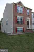 featured image of 32 Coachlight Dr