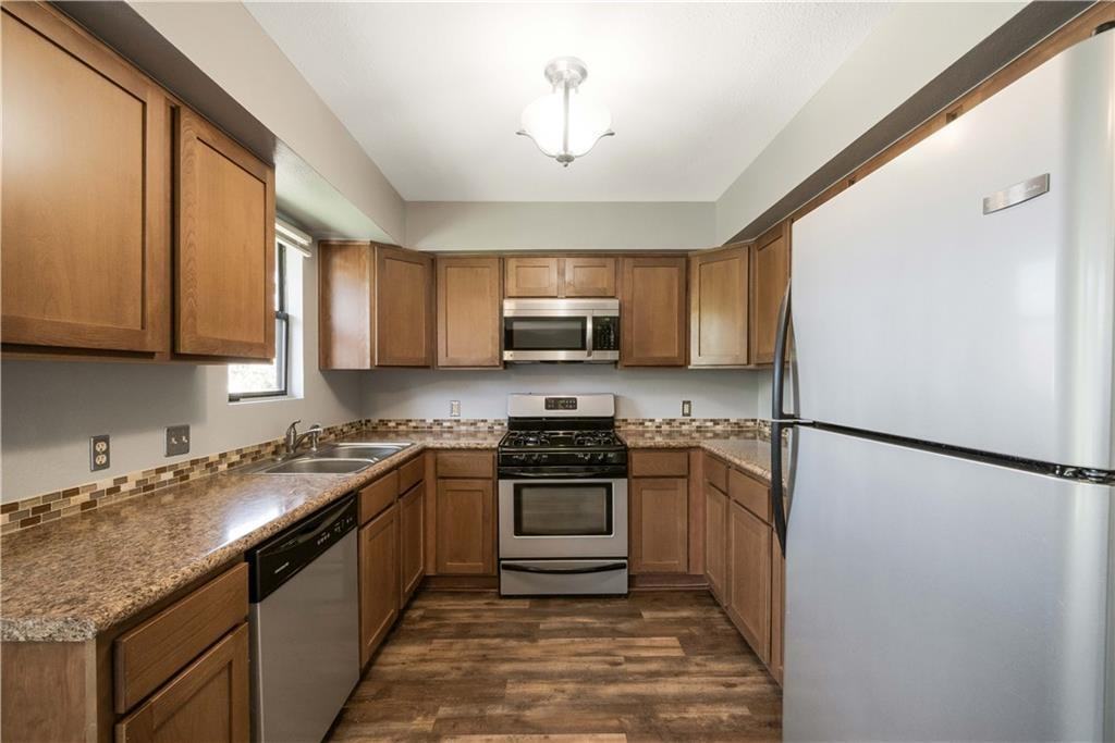 506 Yucca Drive - Photo 3 of 50