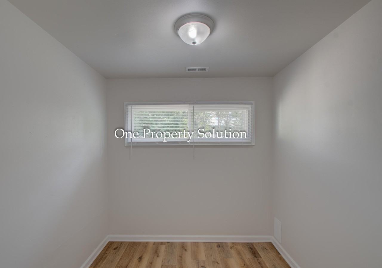 4263 W 22nd Pl - Photo 4 of 25