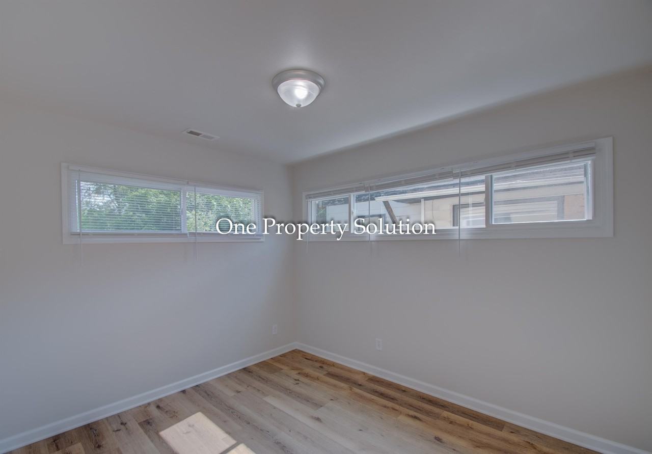 4263 W 22nd Pl - Photo 4 of 25