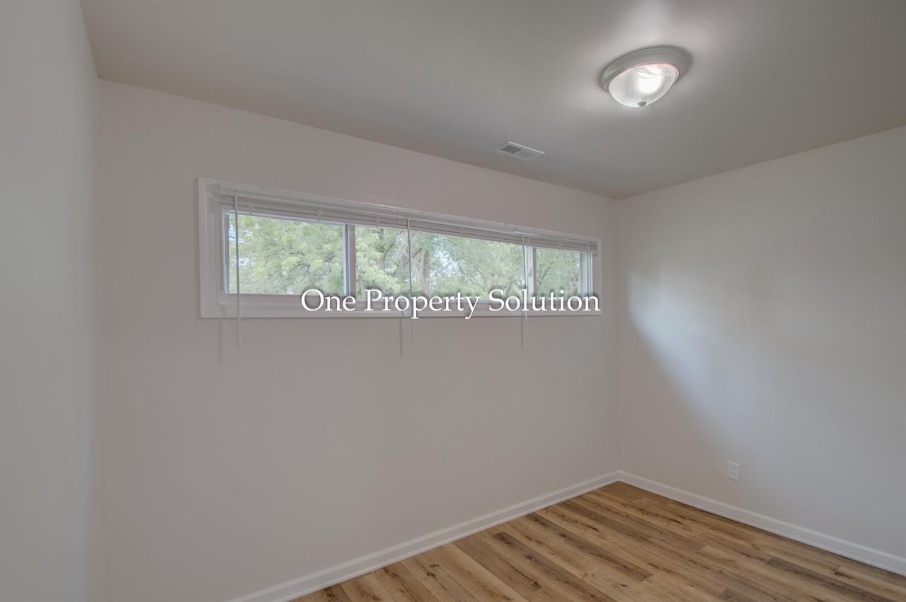 4263 W 22nd Pl - Photo 7 of 25