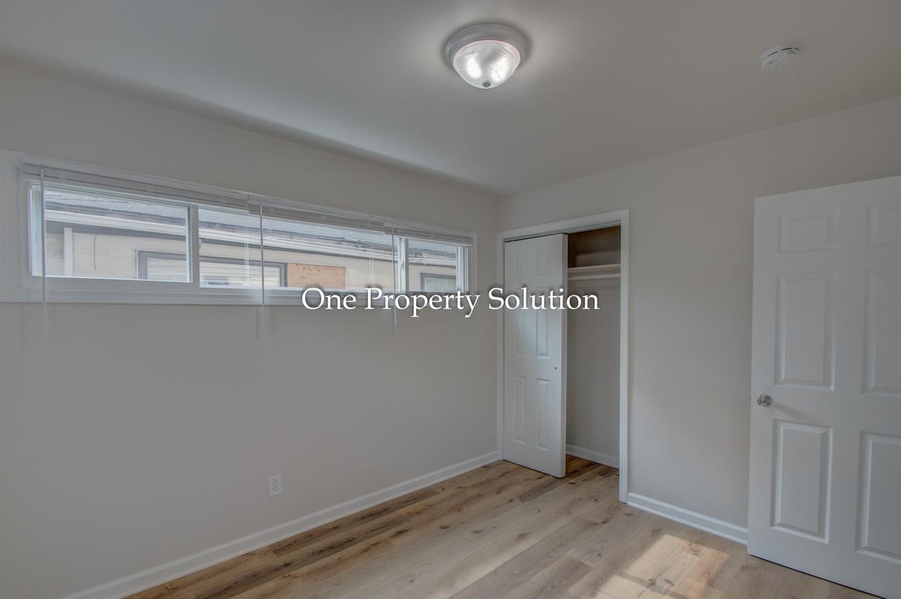 4263 W 22nd Pl - Photo 7 of 25