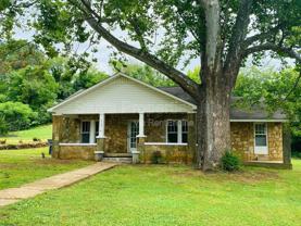 11334 Highway 157 - Photo 1 of 1