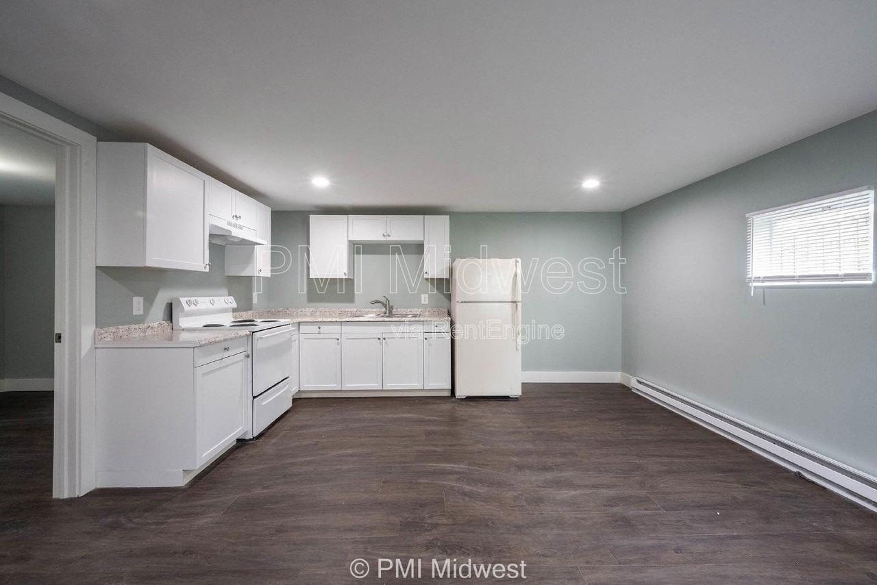 N Beville Ave - Photo 4 of 11