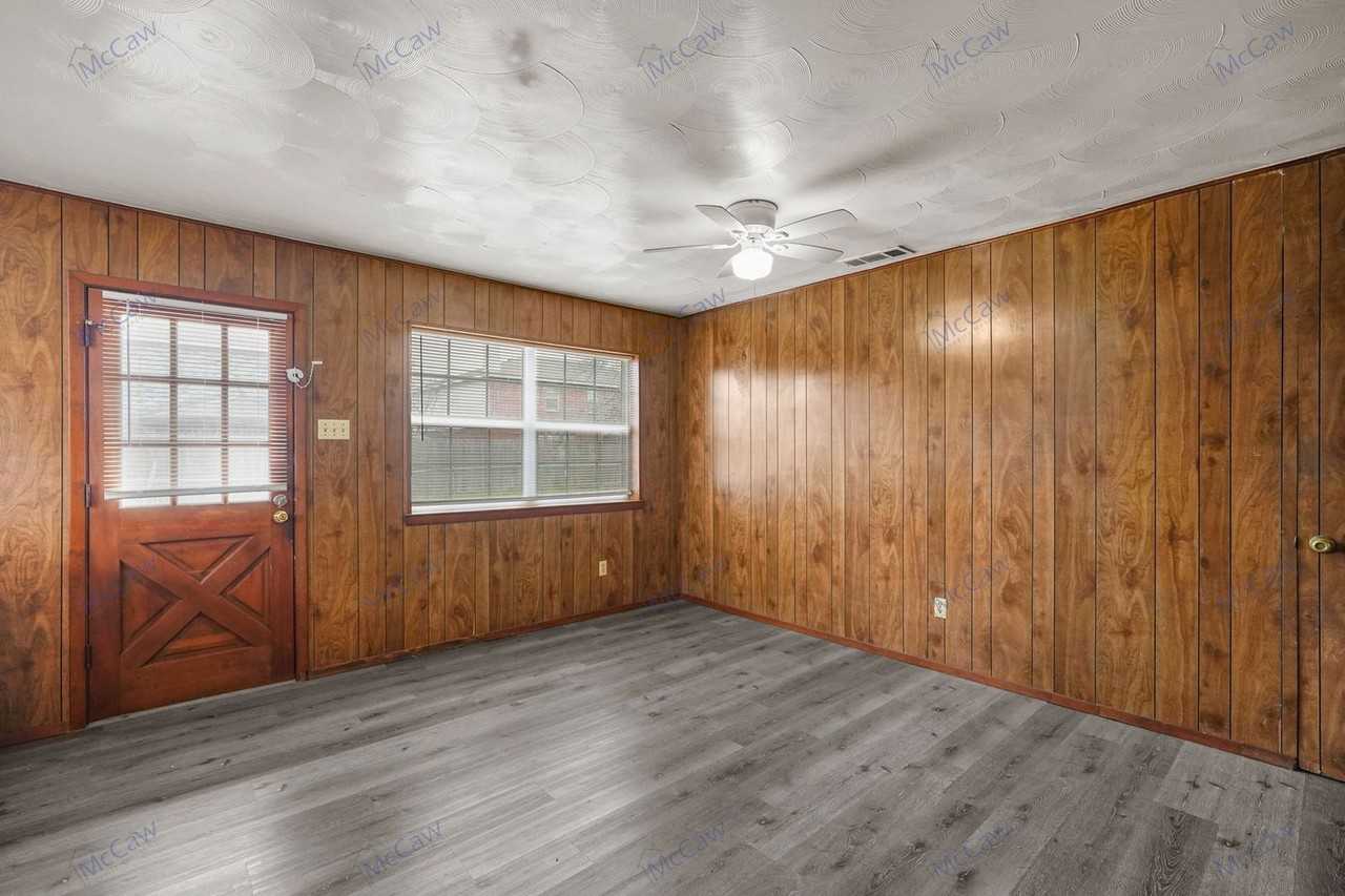 14732 Oakwood Lane - Photo 7 of 25