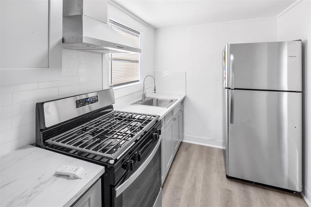 1911 Benson Street #1