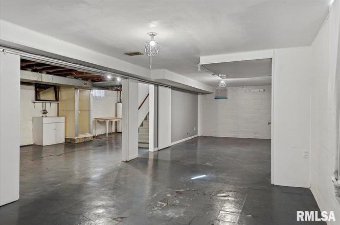 1524 W Cook St - Photo 2 of 24