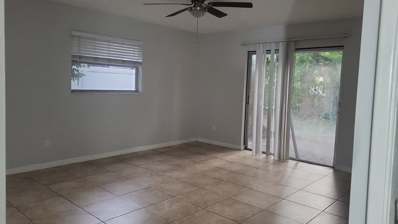 1508 S Lee Ave - Photo 6 of 11