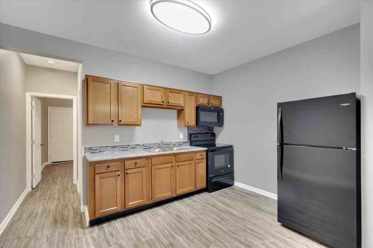 220 Dixie Hwy #1 - Photo 6 of 12