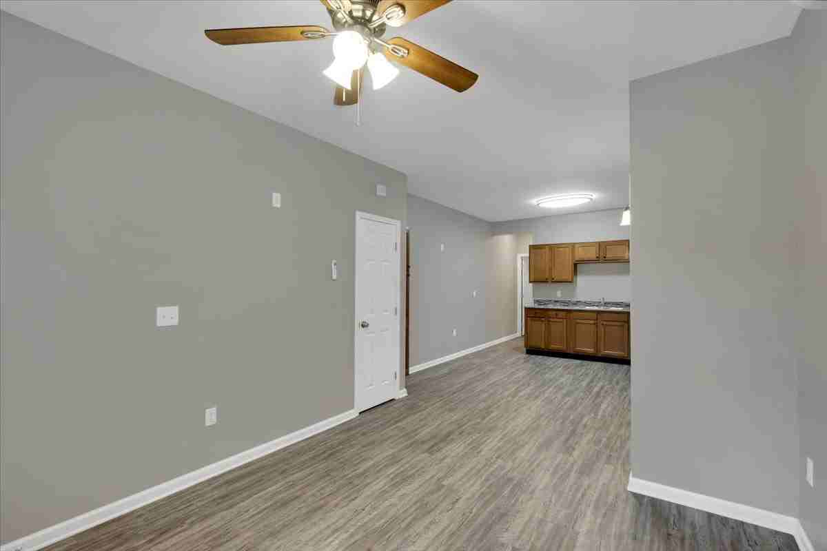 220 Dixie Hwy #1 - Photo 7 of 12
