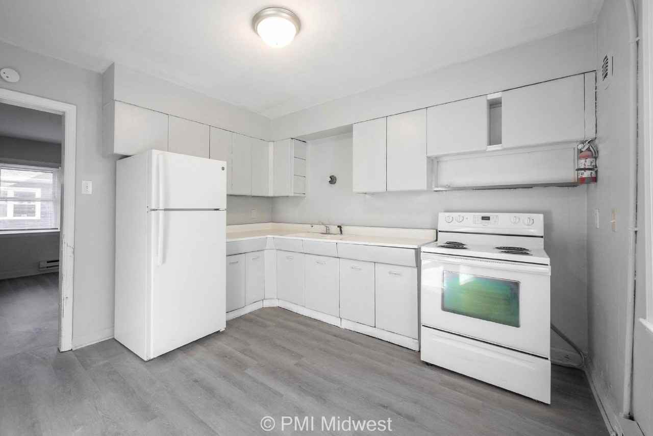 3725 N Sherman Dr Apt 3 - Photo 5 of 11