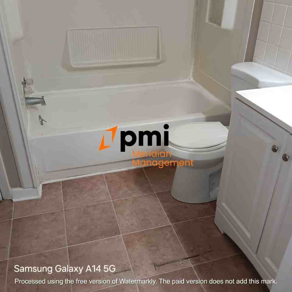 2218 N Edmondson Ave - Photo 7 of 11