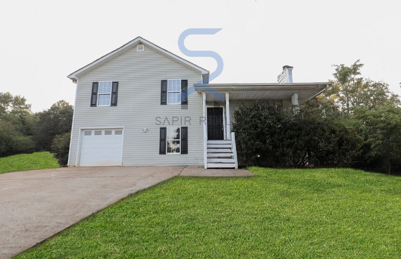 4685 Turning Leaf Dr - Photo 2 of 17