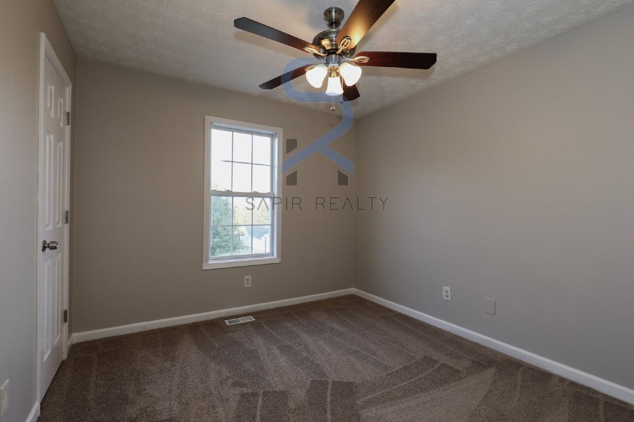 4685 Turning Leaf Dr - Photo 7 of 17