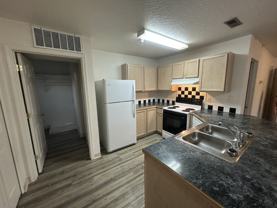114 Davis Ave - Photo 1 of 1