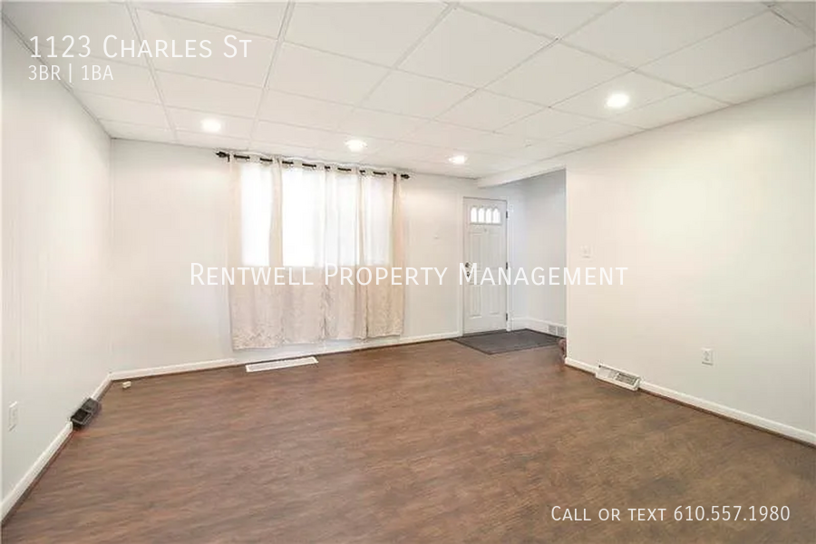 1123 Charles St - Photo 3 of 13