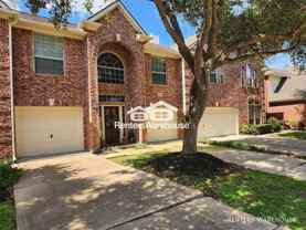 1408 S Friendswood Dr Unit 402b - Photo 1 of 1