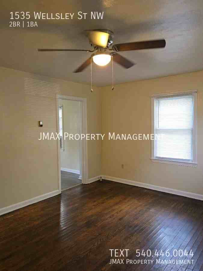 1535 Wellsley St Nw - Photo 2 of 8